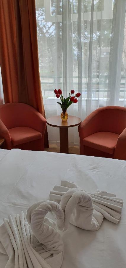 Hotel Prahova Saturn Kültér fotó